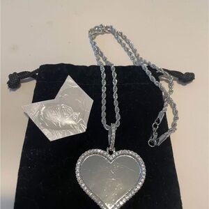 Elegant Silver Heart Pendant Necklace